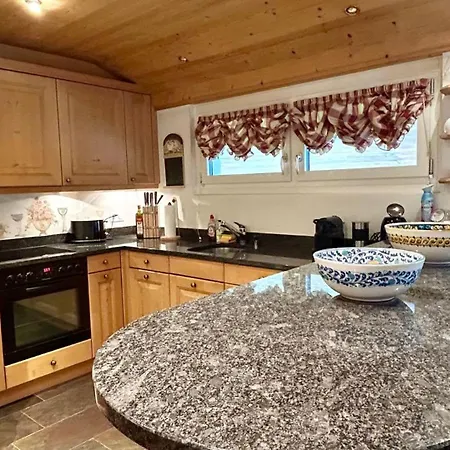 Apartament Swiss Alps Delight-cozy High Style Luxurious Flat Gstaad