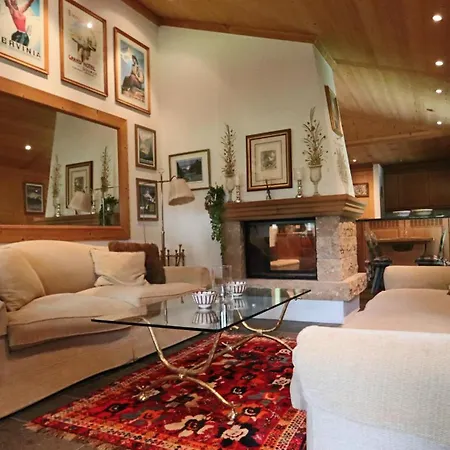 Swiss Alps Delight-cozy High Style Luxurious Flat Gstaad