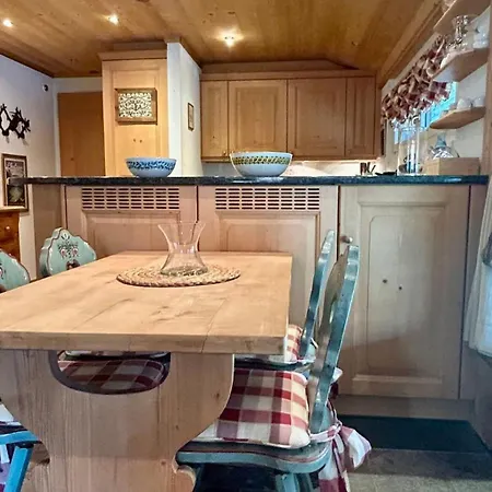 Swiss Alps Delight-cozy High Style Luxurious Flat