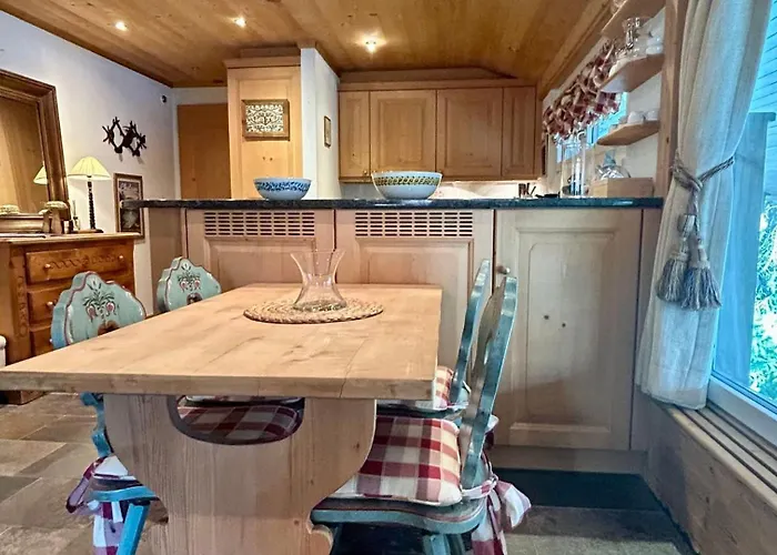 Swiss Alps Delight-cozy High Style Luxurious Flat